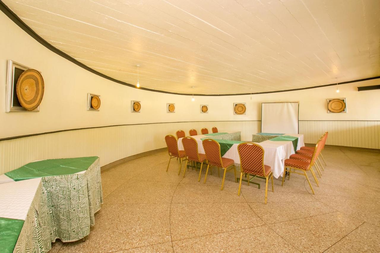 ניירי Green Hills Hotel מראה חיצוני תמונה