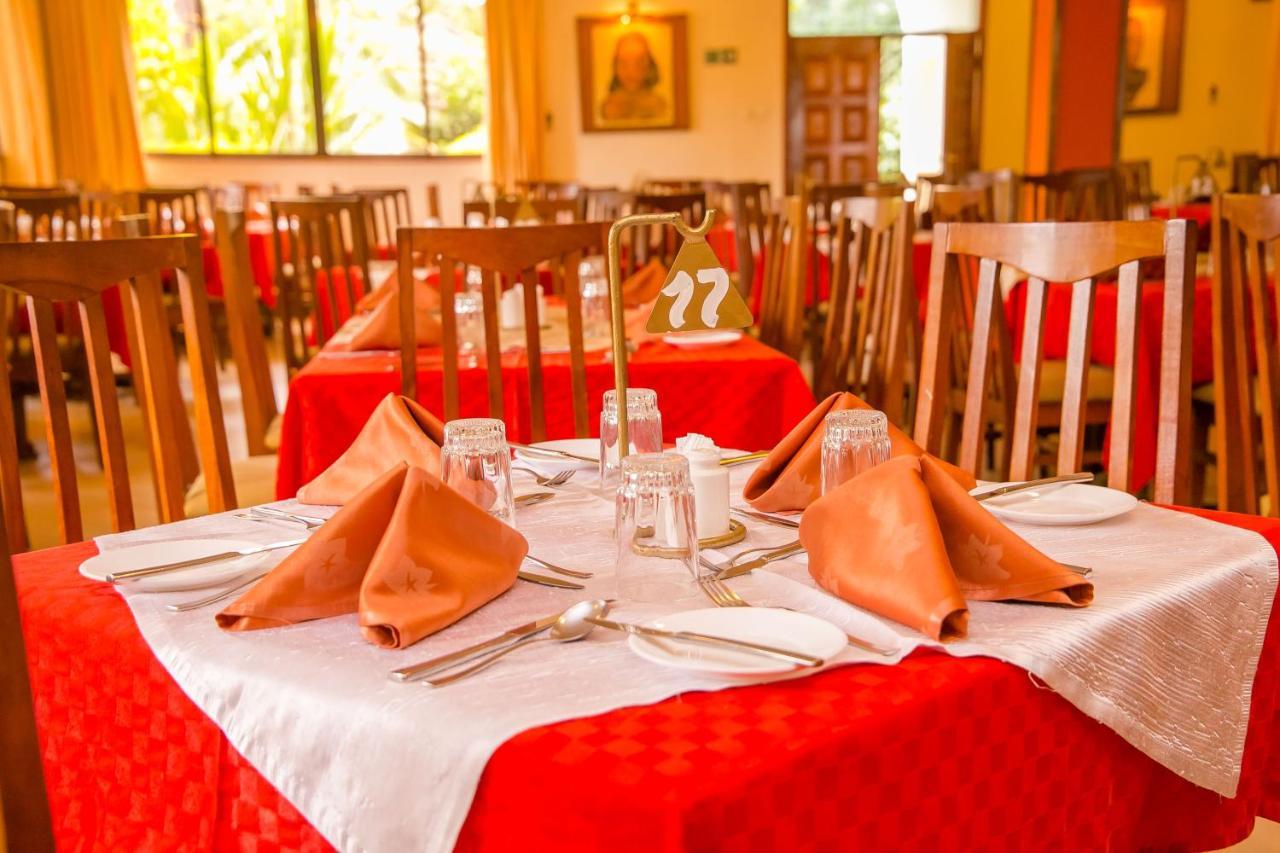 ניירי Green Hills Hotel מראה חיצוני תמונה