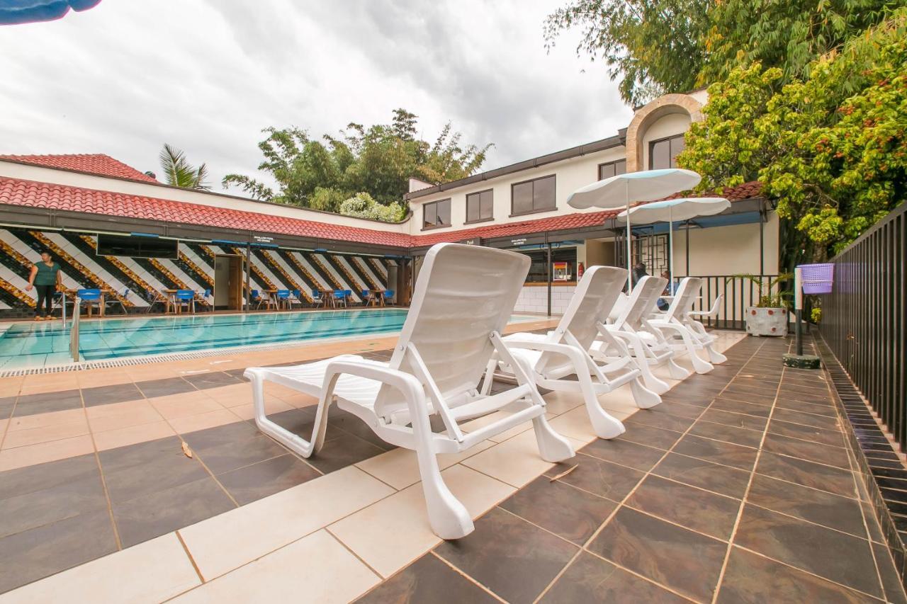 ניירי Green Hills Hotel מראה חיצוני תמונה